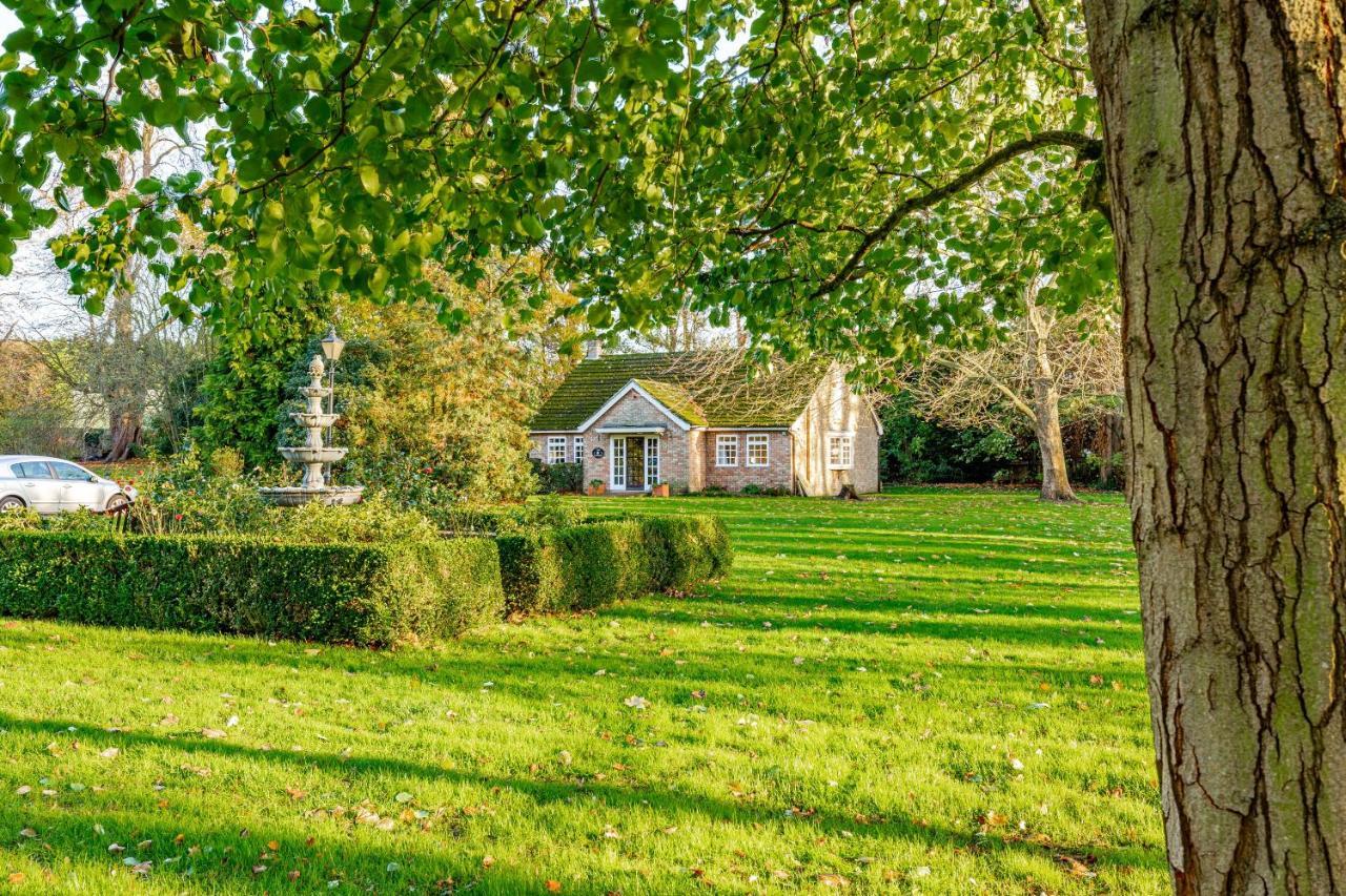 Woodland Manor Hotel Bedford Ngoại thất bức ảnh