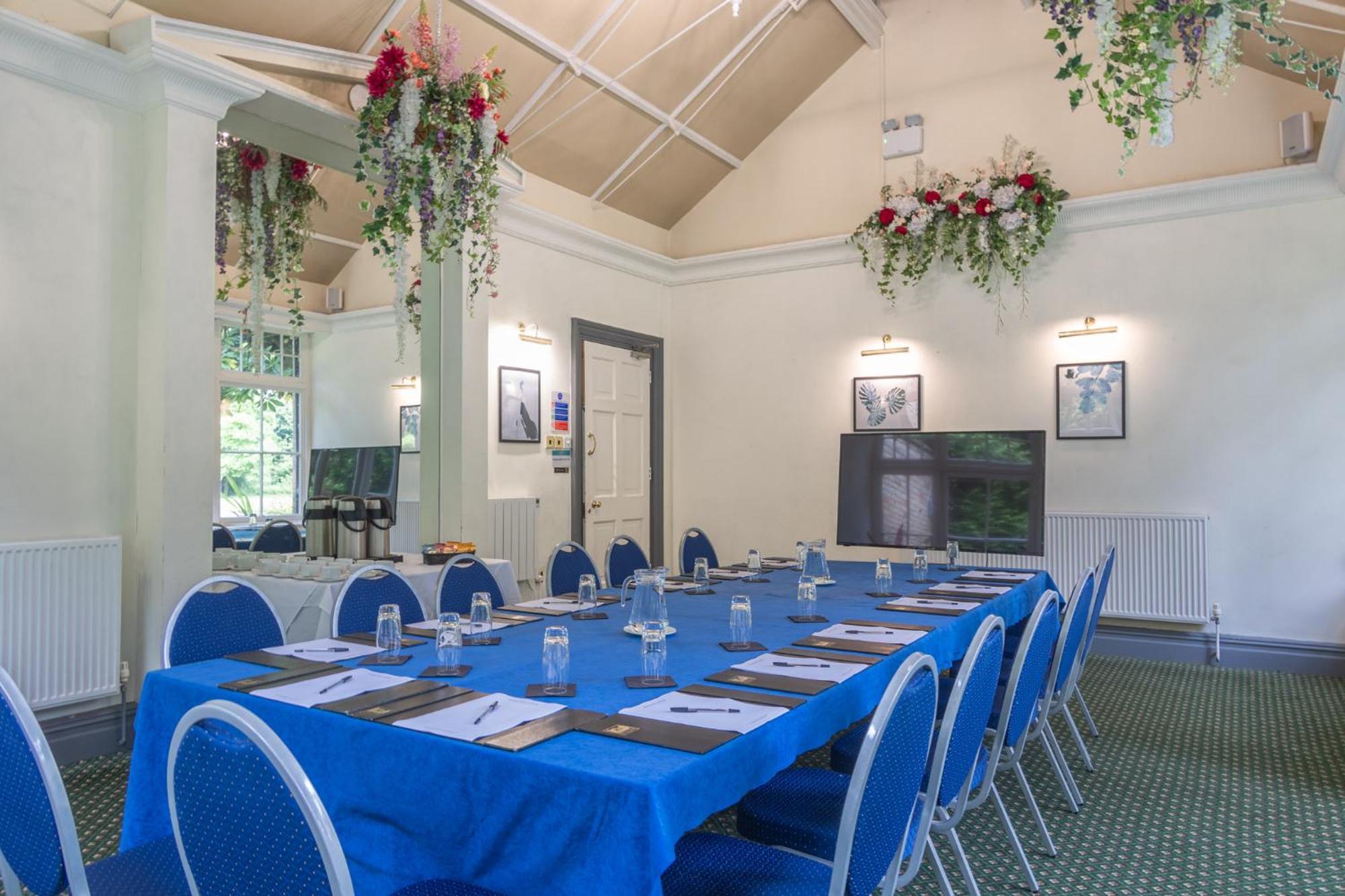 Woodland Manor Hotel Bedford Ngoại thất bức ảnh
