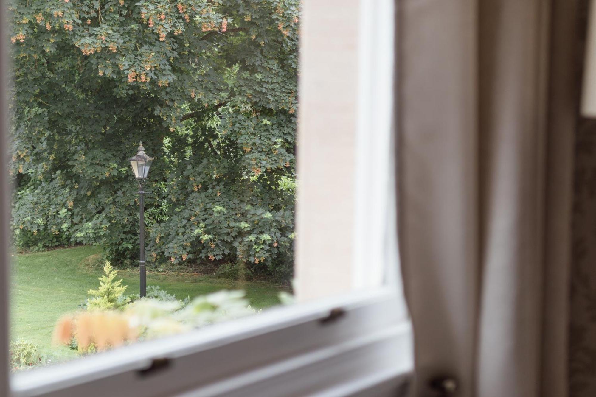 Woodland Manor Hotel Bedford Ngoại thất bức ảnh