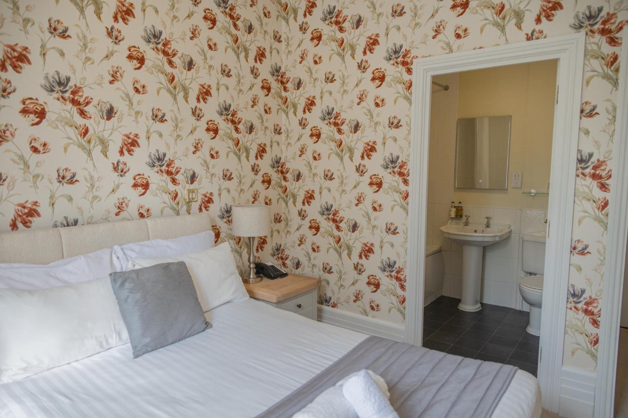 Woodland Manor Hotel Bedford Ngoại thất bức ảnh